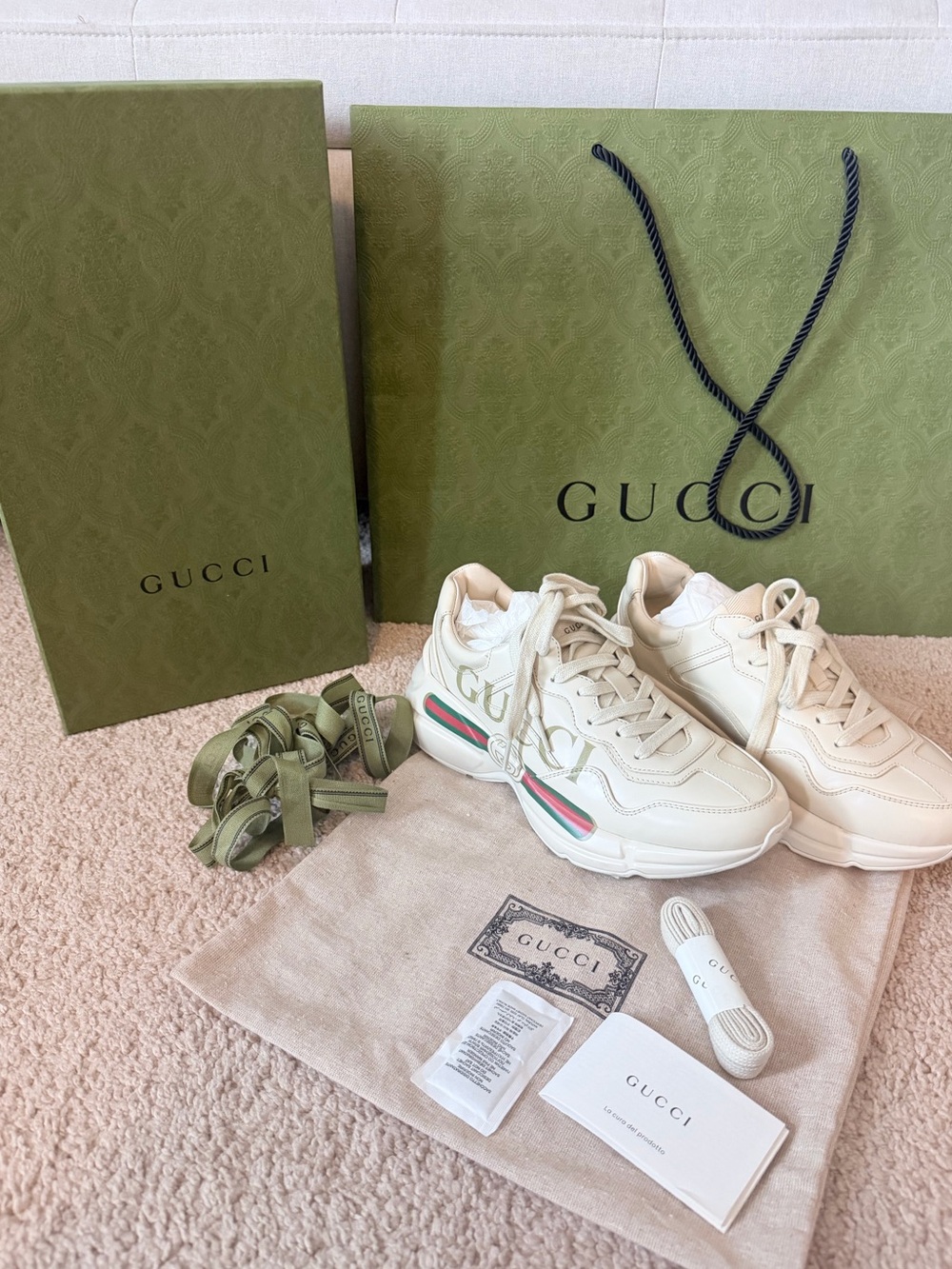 GUCCI - Picture 2 of 15